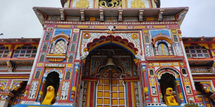 Places to Visit in and around Badrinath by Taxi