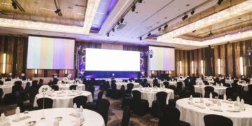 Choosing the Ideal Corporate Meeting Venues for Successful Business Events